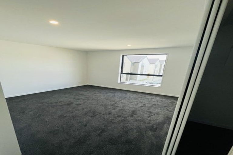 Photo of property in 10/6 Skibbereen Drive, Halswell, Christchurch, 8025