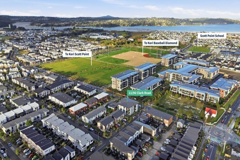 Photo of property in 11/96 Clark Road, Hobsonville, Auckland, 0616