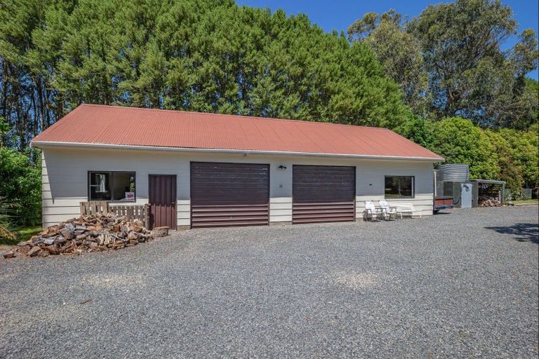 Photo of property in 49 Vista Road, Ohau, Levin, 5570