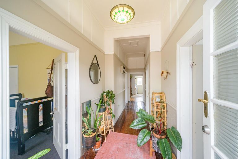 Photo of property in 42 Pascal Street, Palmerston North, 4410