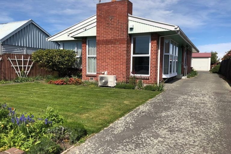 Photo of property in 6 Owens Terrace, Upper Riccarton, Christchurch, 8041