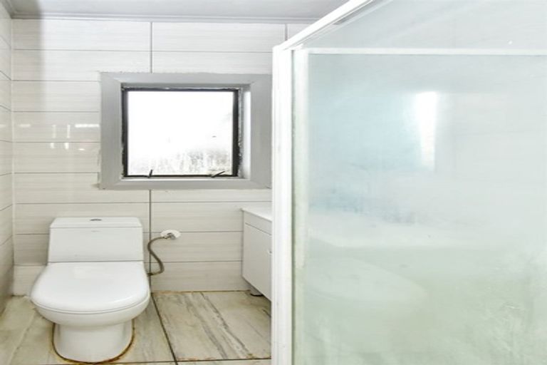 Photo of property in 5 Gordon Road, Papatoetoe, Auckland, 2025