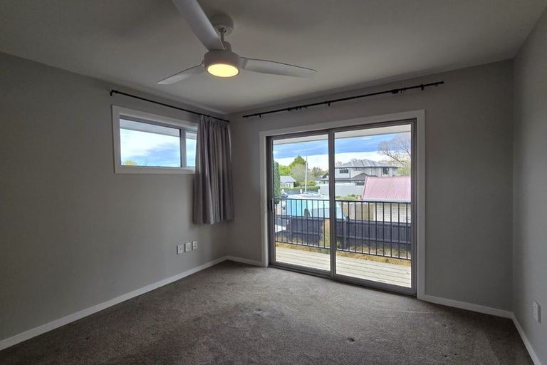 Photo of property in 2/3 Esher Place, Saint Martins, Christchurch, 8022