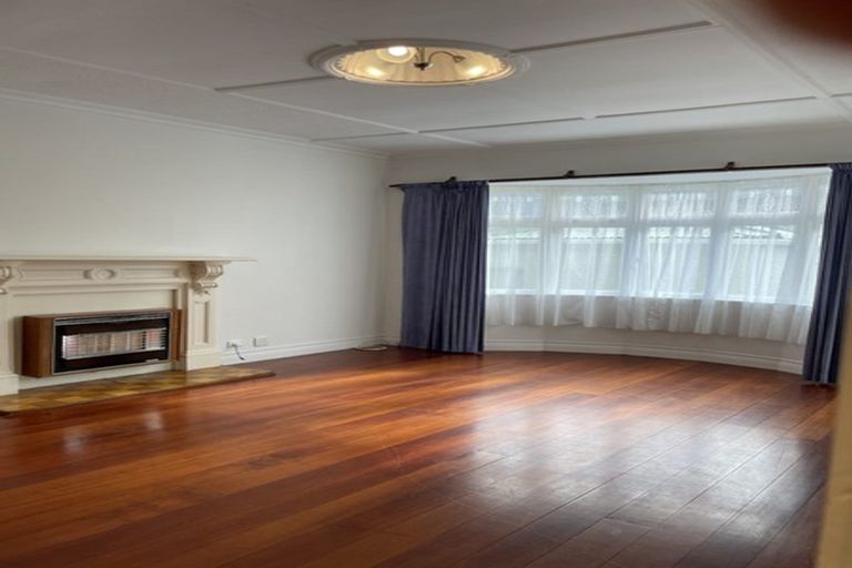 Photo of property in 335 Adelaide Road, Newtown, Wellington, 6021