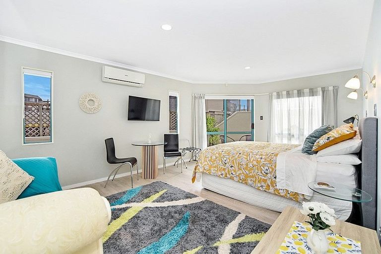 Photo of property in 26a Sunbrae Grove, Mount Maunganui, 3116