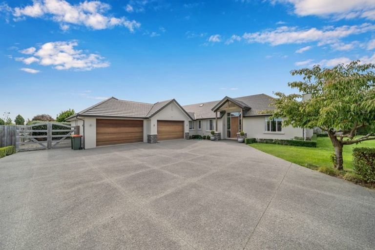 Photo of property in 8 Rotherham Drive, West Melton, 7618