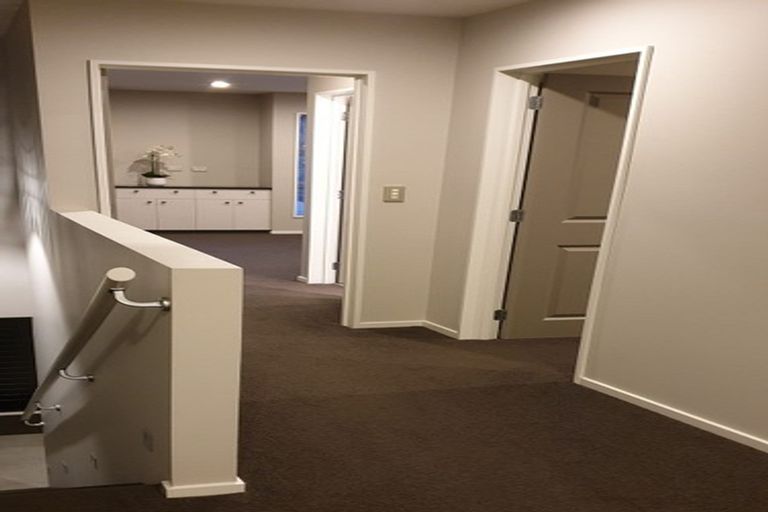 Photo of property in 142a Holly Road, St Albans, Christchurch, 8014