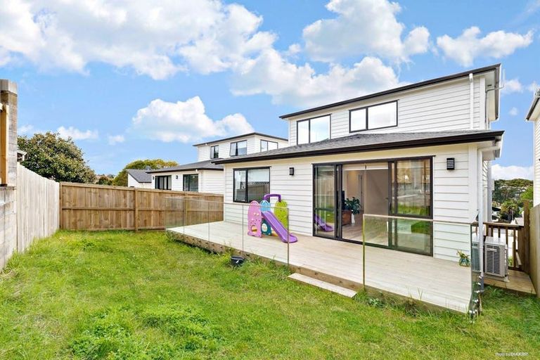 Photo of property in 22b Thornlow Street, Glendene, Auckland, 0602