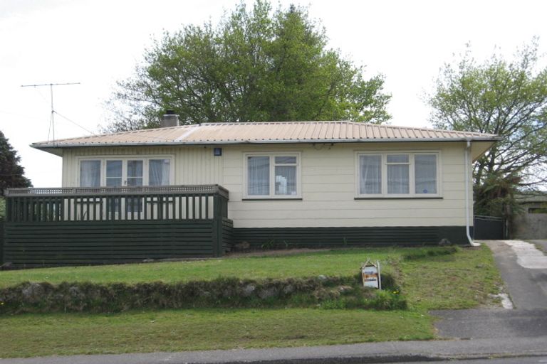 Photo of property in 305 Malfroy Road, Pomare, Rotorua, 3015