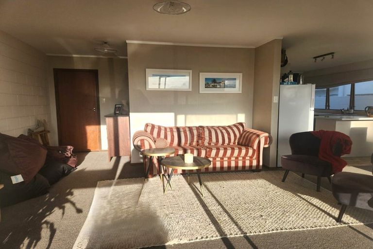 Photo of property in 90b Marine Parade, Mount Maunganui, 3116