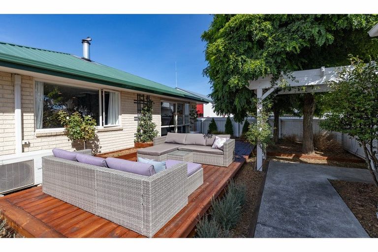 Photo of property in 60a Main North Road, Woodend, 7610