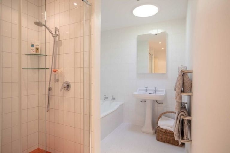 Photo of property in 132 South Manakau Road, Manakau, Otaki, 5583