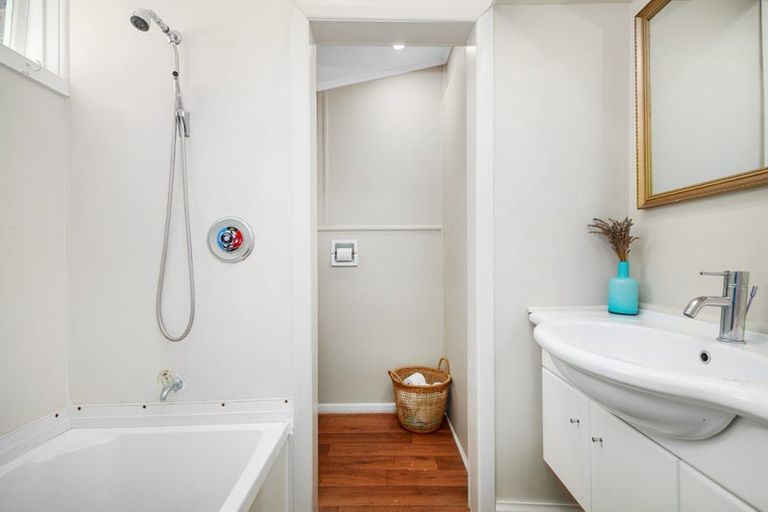 Photo of property in 51 Richmond Street, Petone, Lower Hutt, 5012