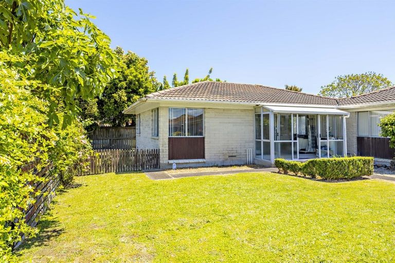 Photo of property in 4/17a Rose Road, Papatoetoe, Auckland, 2025