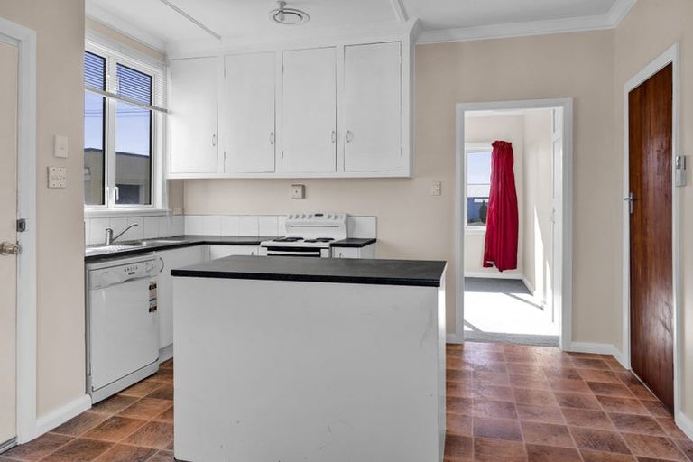 Photo of property in 35 Norfolk Street, Patea, 4520