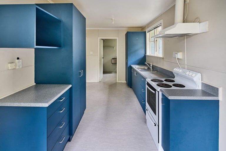 Photo of property in 14 Boyd Grove, Naenae, Lower Hutt, 5011