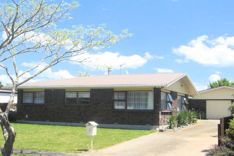 Photo of property in 2 Constance Place, Cambridge, 3434