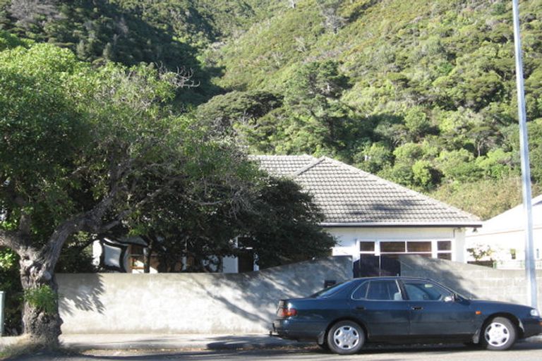 Photo of property in 169 Muritai Road, Eastbourne, Lower Hutt, 5013