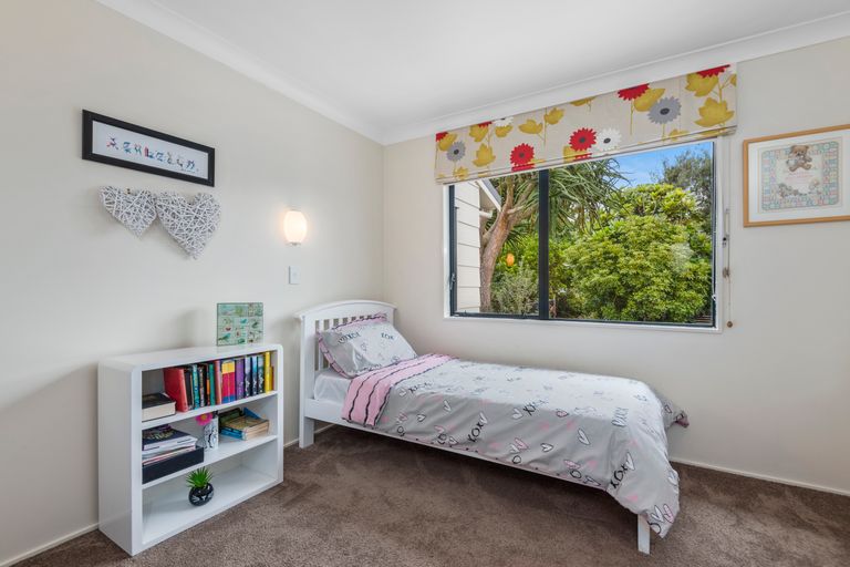 Photo of property in 10 Waimanu Place, Point Wells, Warkworth, 0986