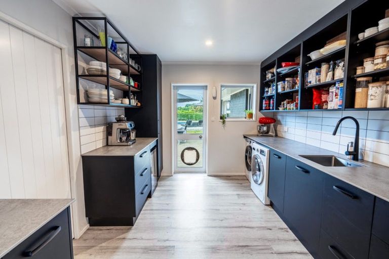 Photo of property in 40 Woodside Road, Matangi, Hamilton, 3284