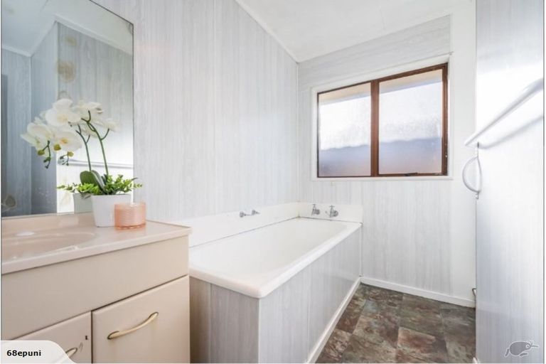 Photo of property in 68 Epuni Street, Hutt Central, Lower Hutt, 5011