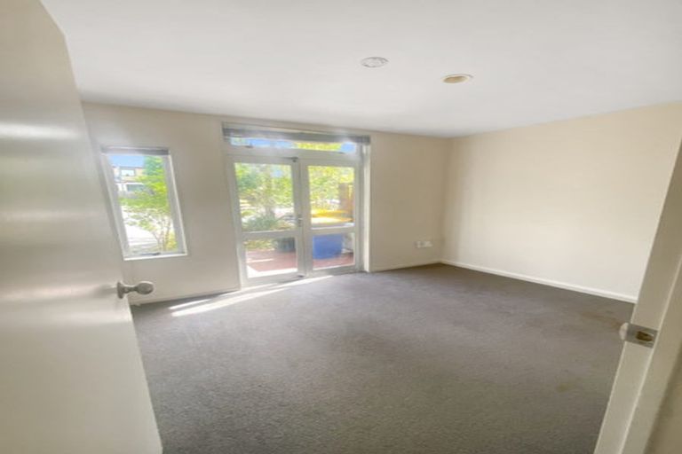 Photo of property in 7 Albionvale Road, Glen Eden, Auckland, 0602