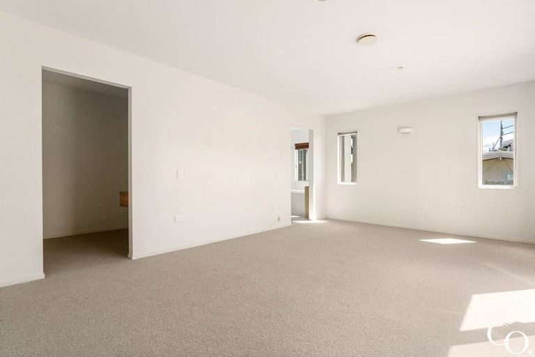 Photo of property in 41 Karewa Parade, Papamoa Beach, Papamoa, 3118