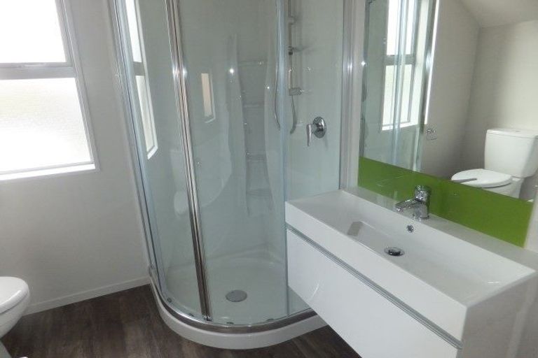 Photo of property in 48a Brockworth Place, Riccarton, Christchurch, 8011