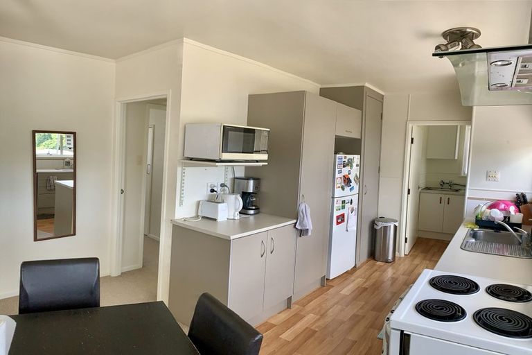 Photo of property in 91 Farquhar Road, Glendene, Auckland, 0602