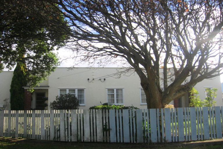 Photo of property in 23 Brook Street, Waiwhetu, Lower Hutt, 5011
