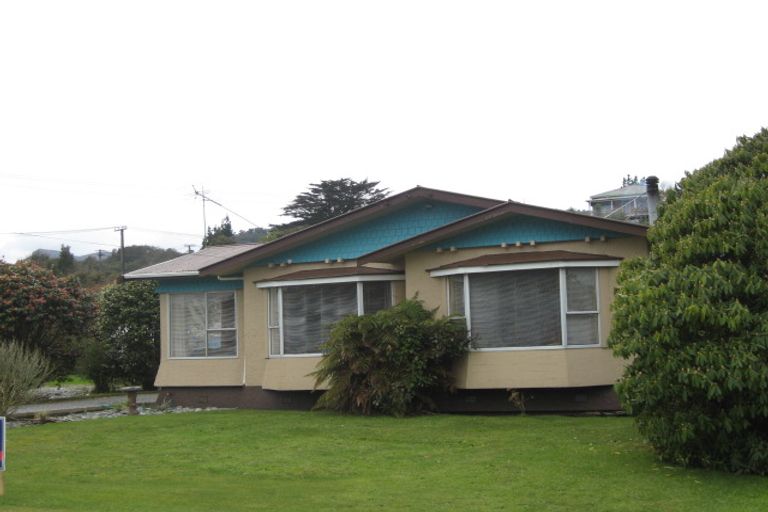Photo of property in 18 Hall-jones Street, Runanga, 7803