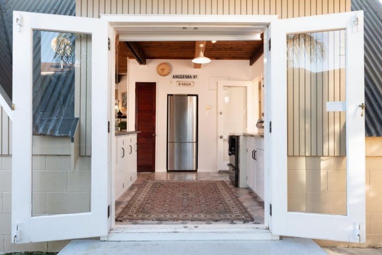 Photo of property in 213a Range Road, Papamoa Beach, Papamoa, 3118