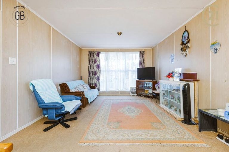 Photo of property in 25 Olive Crescent, Papatoetoe, Auckland, 2025