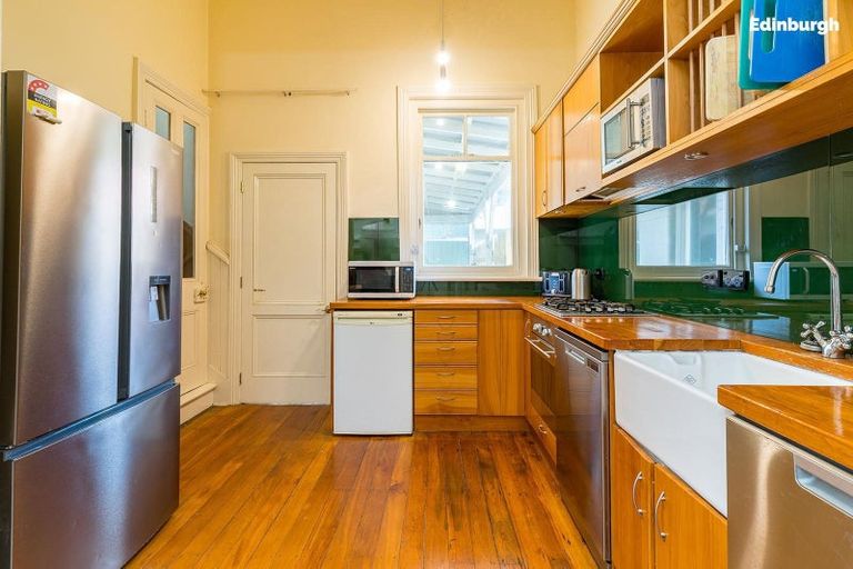 Photo of property in Claremont House, 24 Melrose Street, Roslyn, Dunedin, 9010