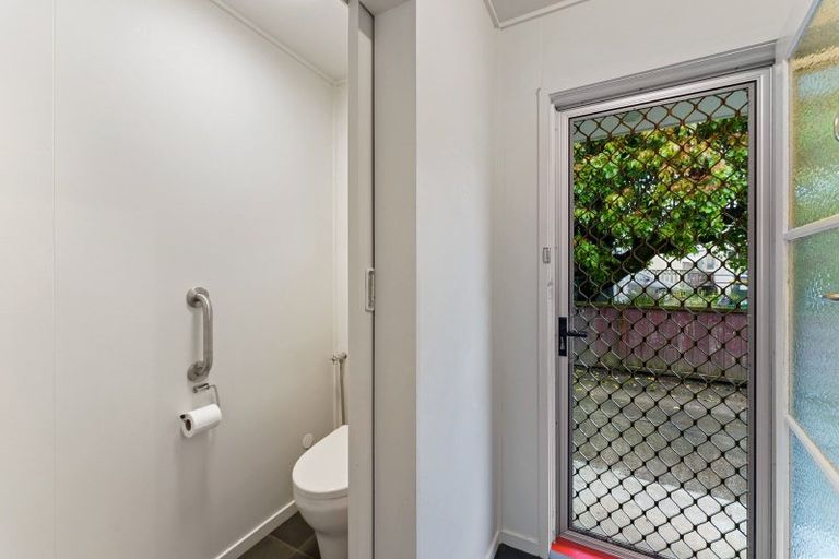 Photo of property in 151a Tasman Road, Otaki, 5512