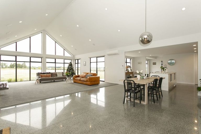 Photo of property in 15 Lake View Terrace, Huntingdon, Ashburton, 7774