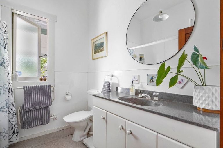 Photo of property in 12 Taniwha Street, Frankton, Hamilton, 3204