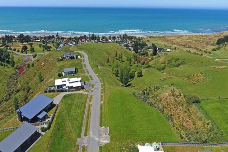 Photo of property in 23 Rochdale Road, Riversdale Beach, Masterton, 5872