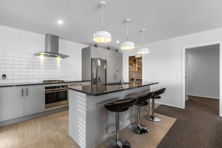 Photo of property in 6 Howie Rise, Te Puke, 3119