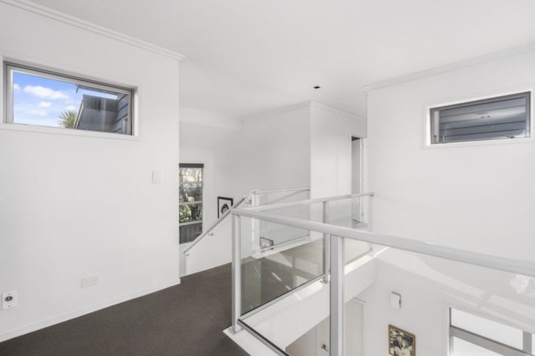 Photo of property in 6 Regent Street, Devonport, Auckland, 0624