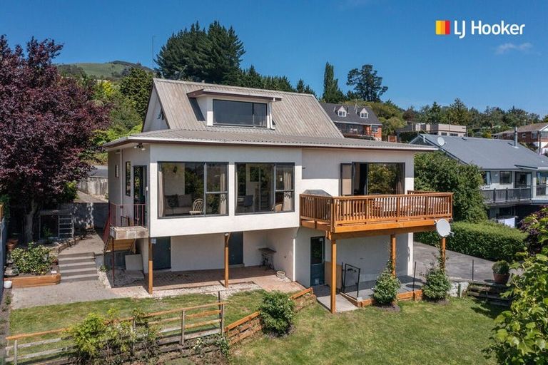 Photo of property in 19 Braeside, Kinmont Park, Mosgiel, 9024