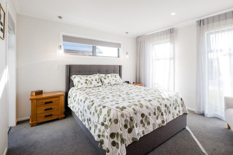 Photo of property in 27c Isobel Hodgson Drive, Cambridge, 3434