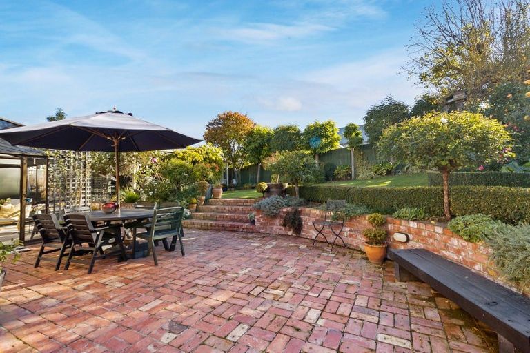 Photo of property in 6 Te Weka Street, Maori Hill, Timaru, 7910