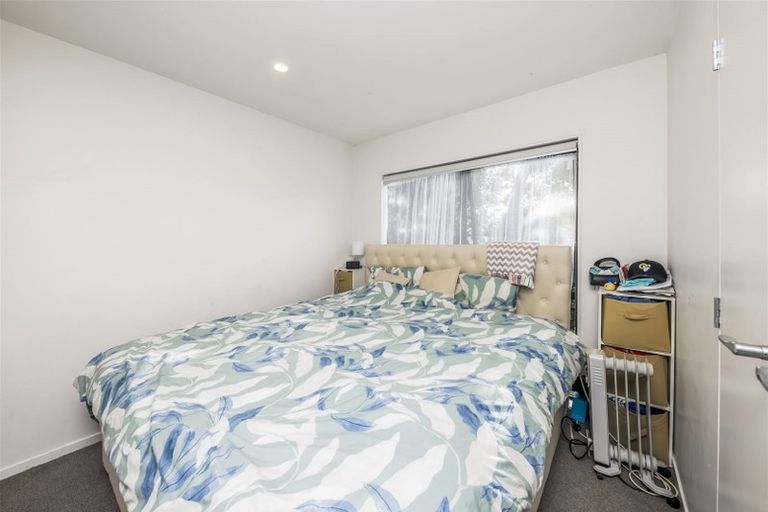 Photo of property in 16 Finlayson Avenue, Clendon Park, Auckland, 2103