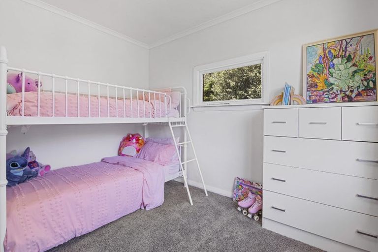 Photo of property in 144a High Street, Oxford, 7430