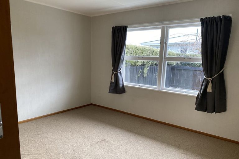 Photo of property in 1/707 Alexandra Street, Parkvale, Hastings, 4122