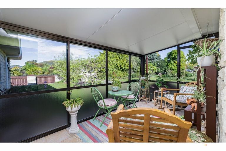 Photo of property in 1 Pitman Place, Waimate, 7924