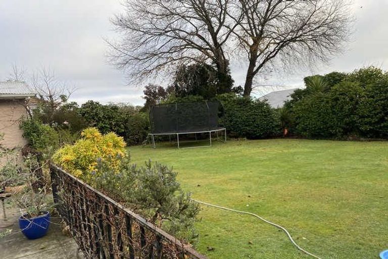 Photo of property in 33 New Brighton Road, Shirley, Christchurch, 8061