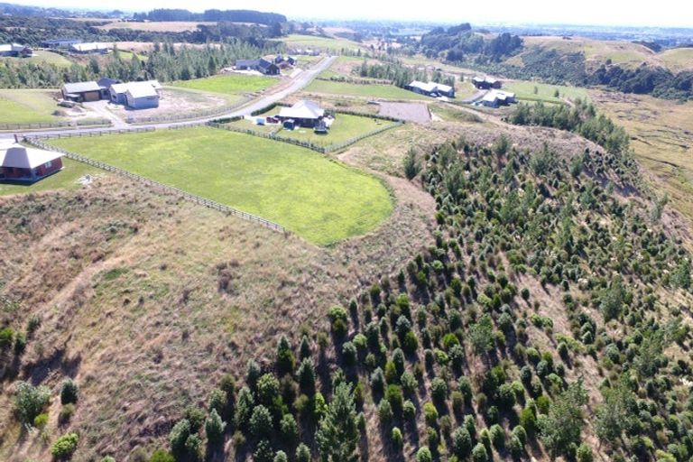 Photo of property in 176 Kingsdale Park Drive, Aokautere, 4471