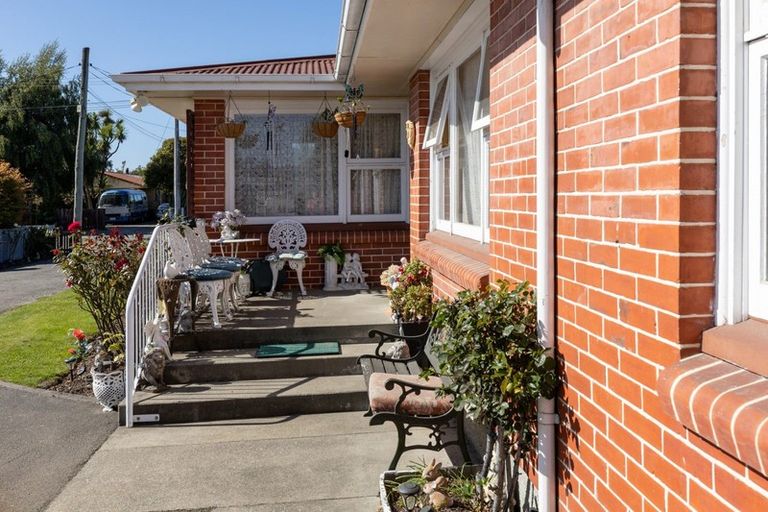 Photo of property in 104 Thomson Street, Tinwald, Ashburton, 7700
